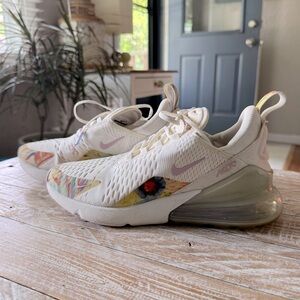 🦄RARE Nike Air Max 270👟 ~8.5